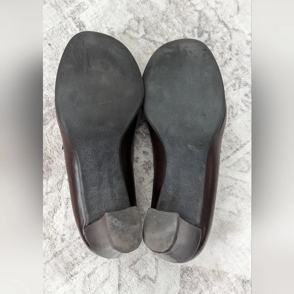Franco Sarto Leather Shoes Size 7 1/2 M.Made in Brazil .